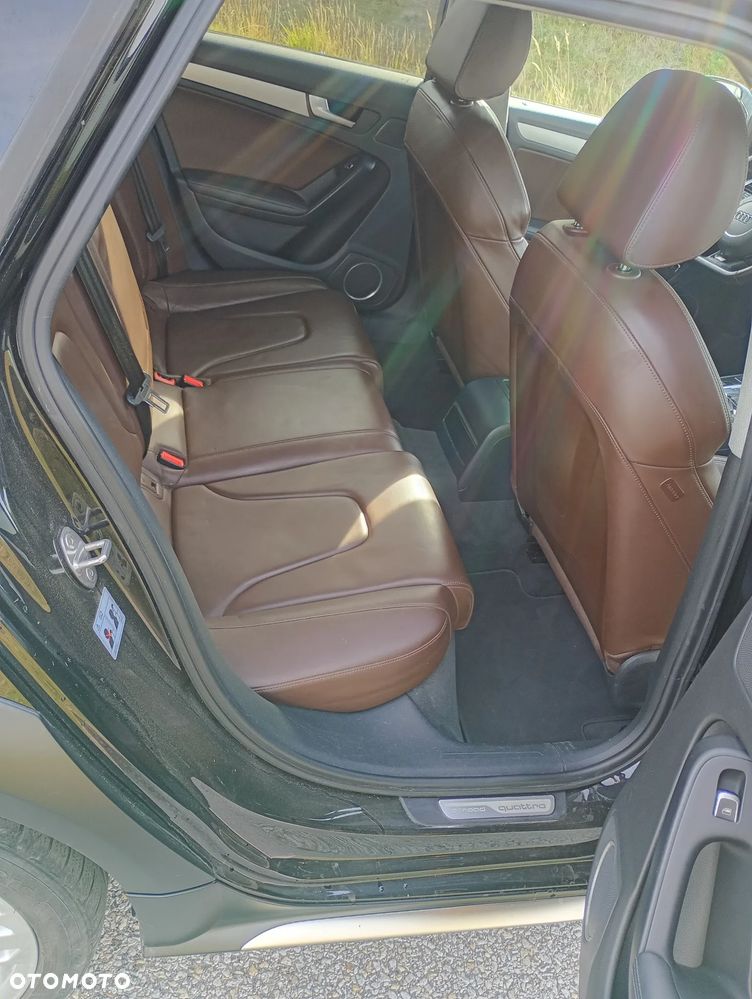Audi A4 Allroad - 16