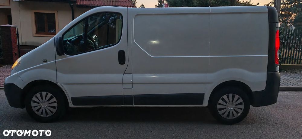 Renault Trafic - 17