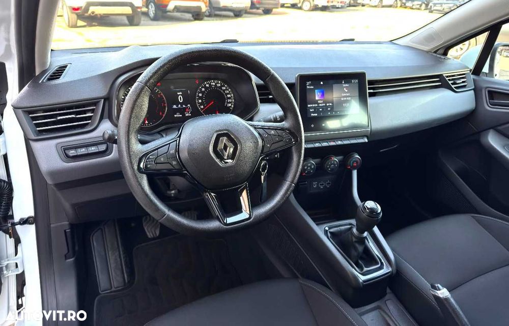 Renault Clio - 19