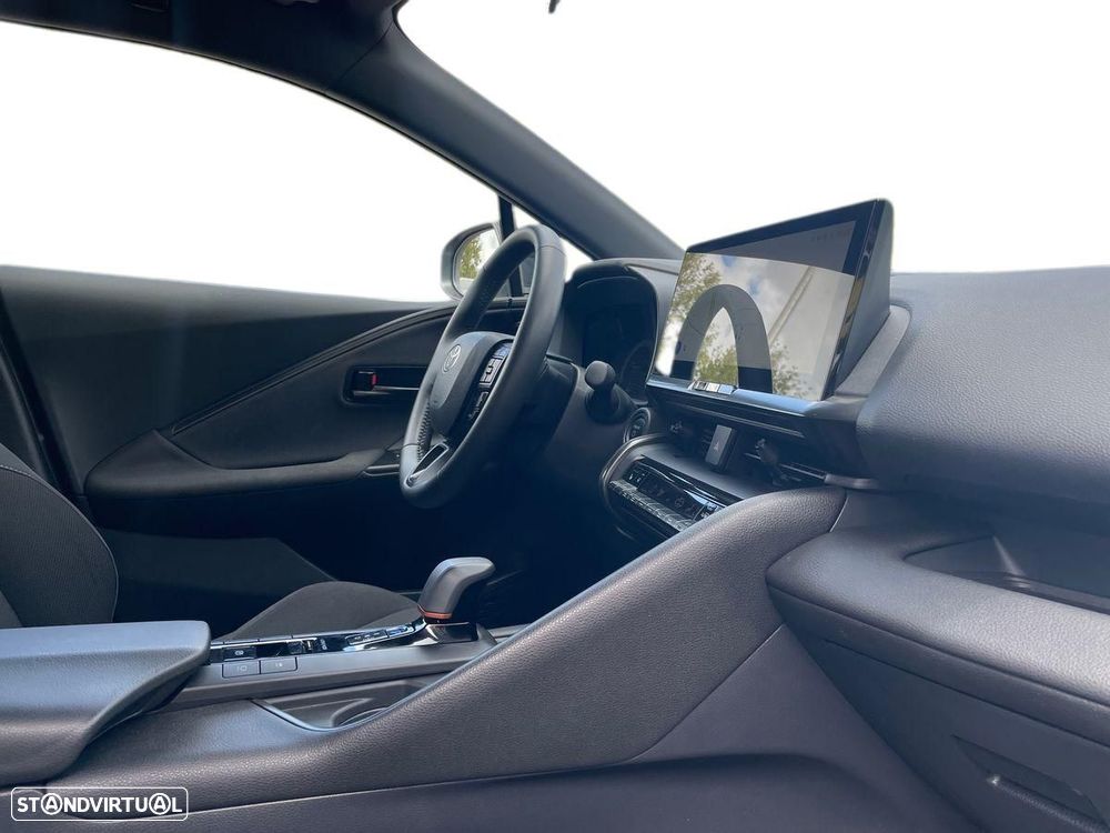 Toyota C-HR - 7