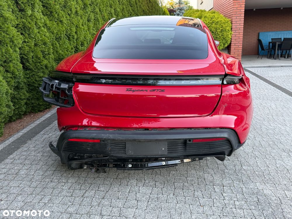 Porsche Taycan GTS - 8