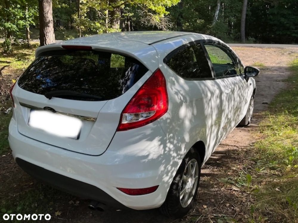 Ford Fiesta 1.25 Ambiente - 19