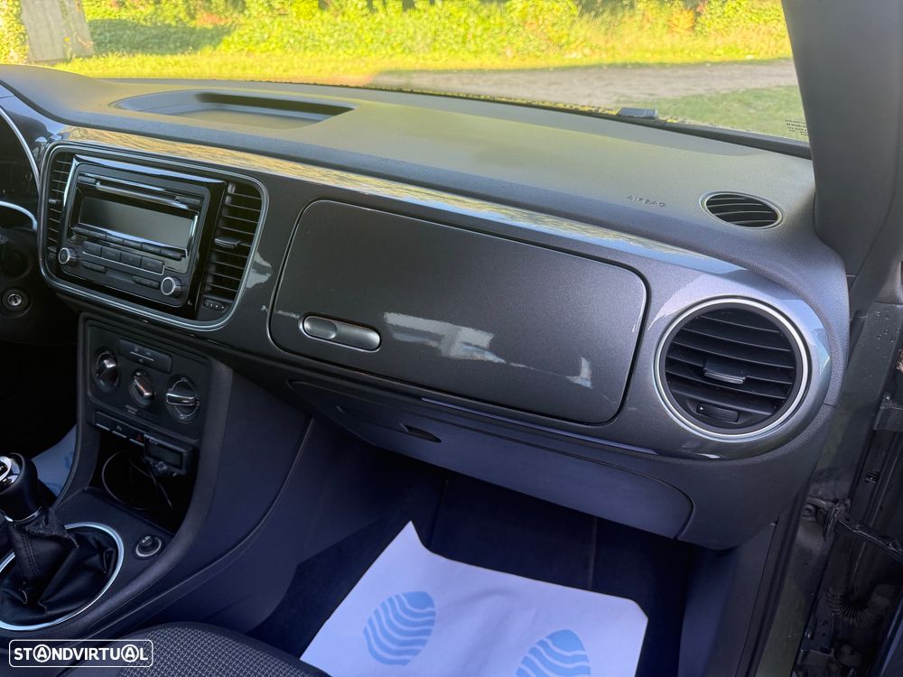 VW New Beetle 1.6 TDi Design - 27