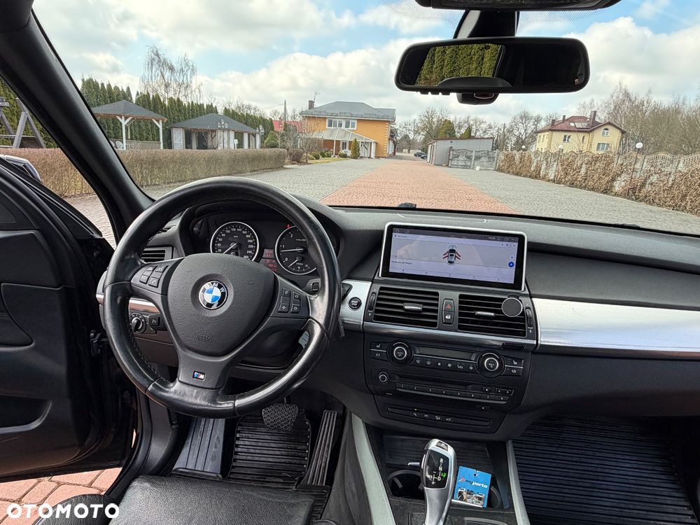 BMW X5 xDrive35d - 28