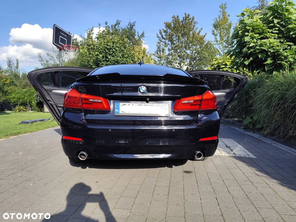 BMW Seria 5 520d xDrive Luxury Line sport - 10
