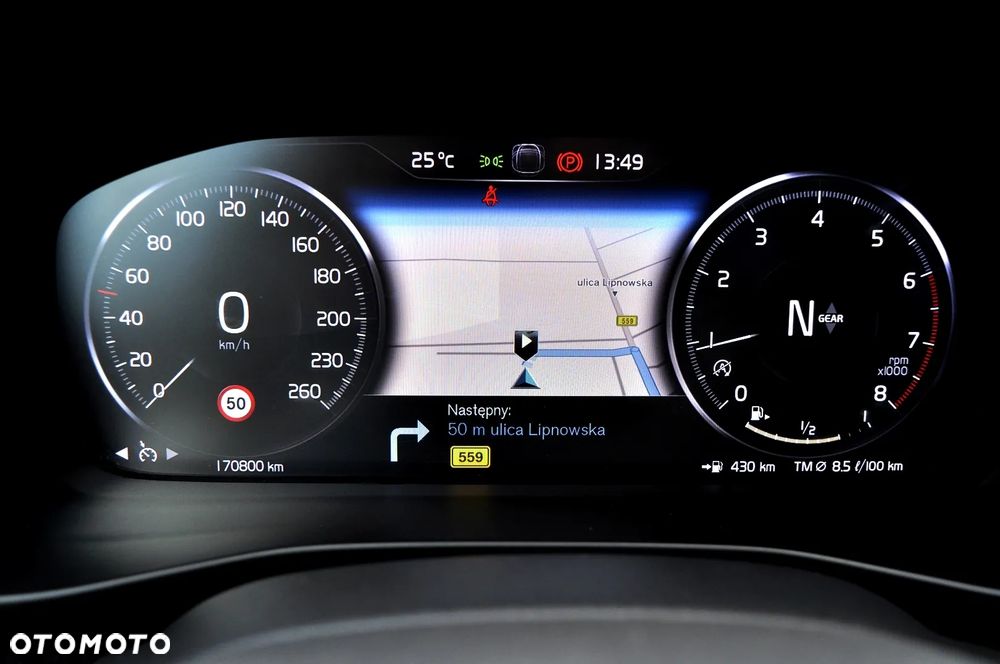 Volvo XC 40 T3 Momentum Pro - 36
