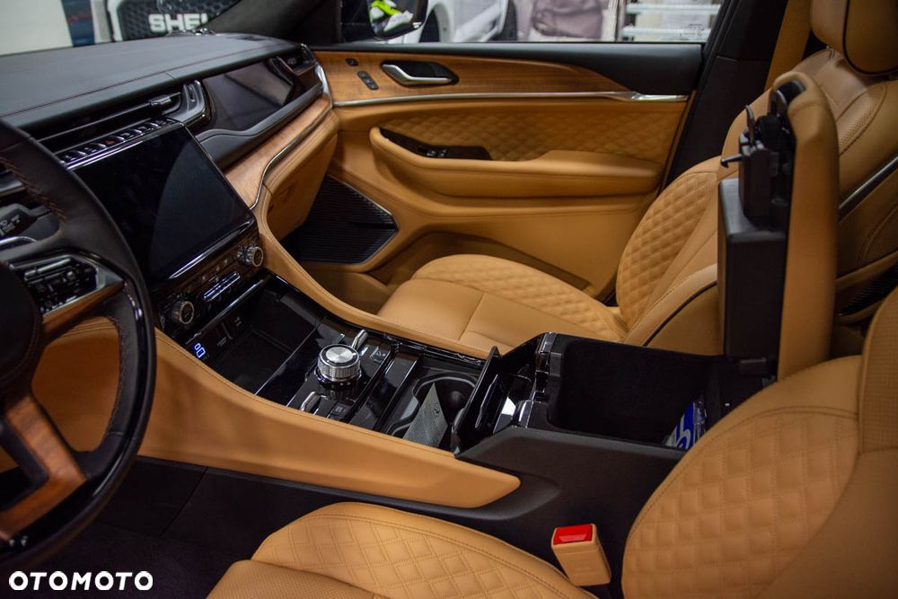 Jeep Grand Cherokee - 7