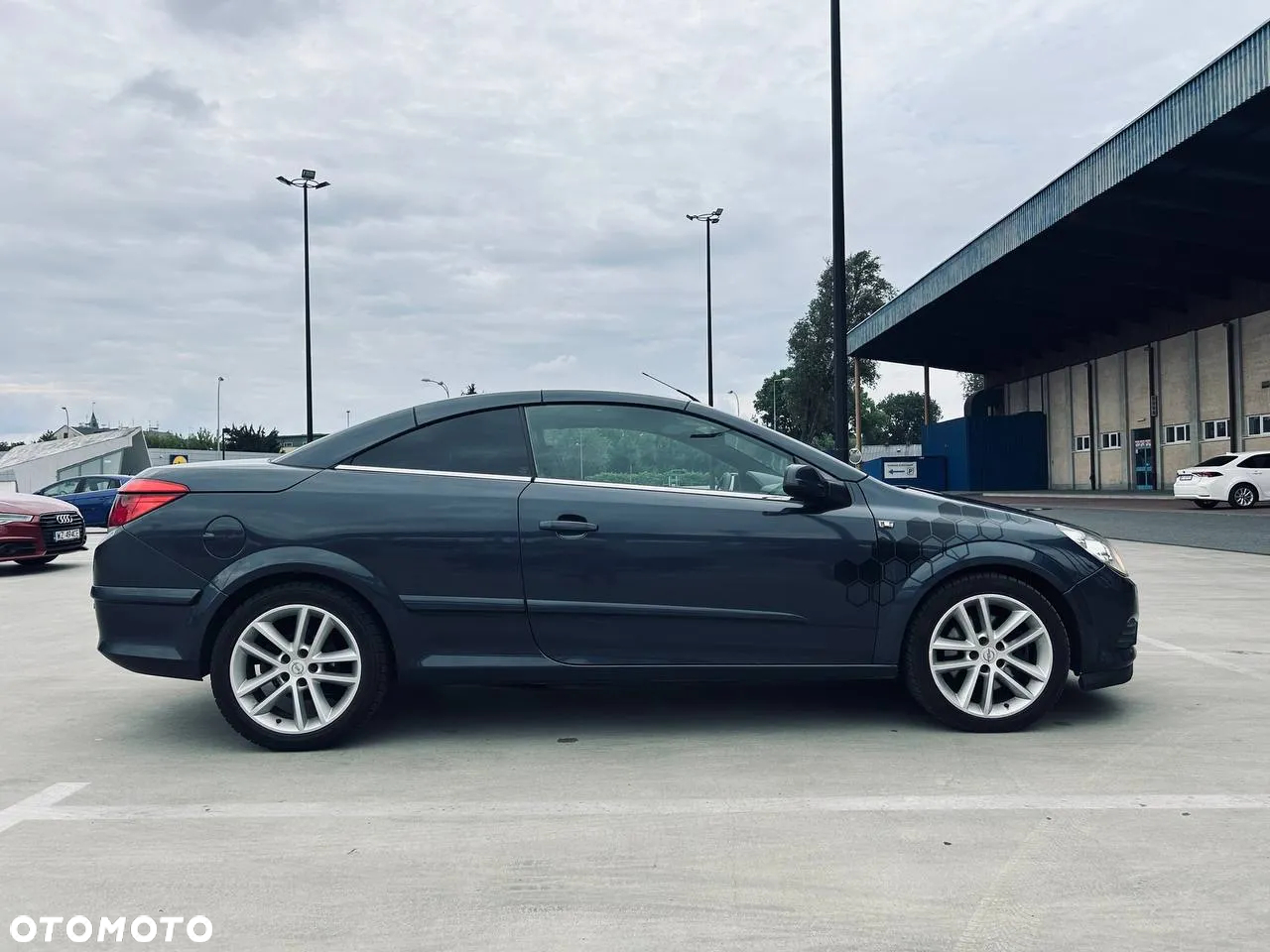 Opel Astra Twin Top 1.9 CDTI Cosmo - 3