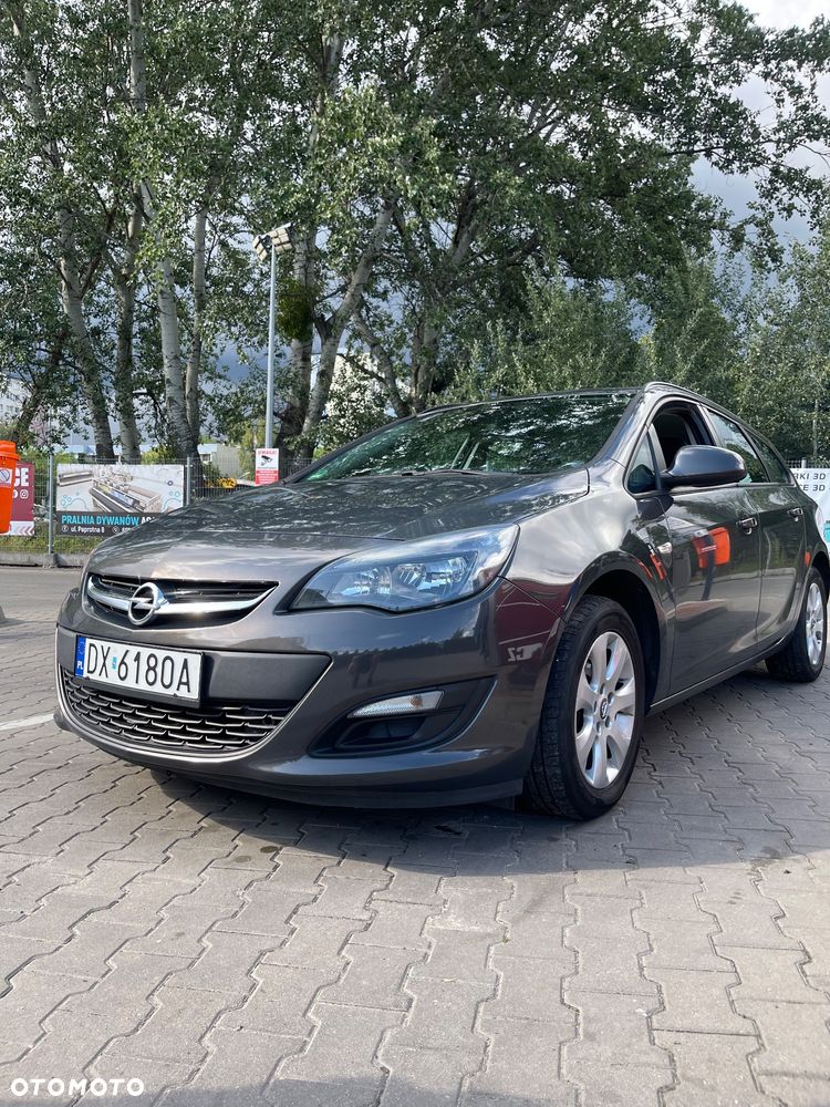 Opel Astra 1.6 CDTI Cosmo - 4