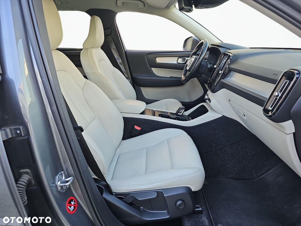 Volvo XC 40 - 14