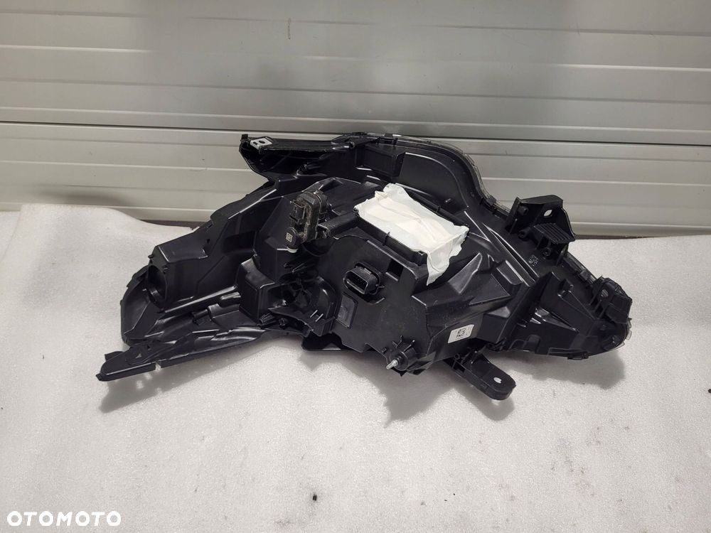 renault clio v full led 1 moduł ciemny środek przód strona prawa 260100902r - 9