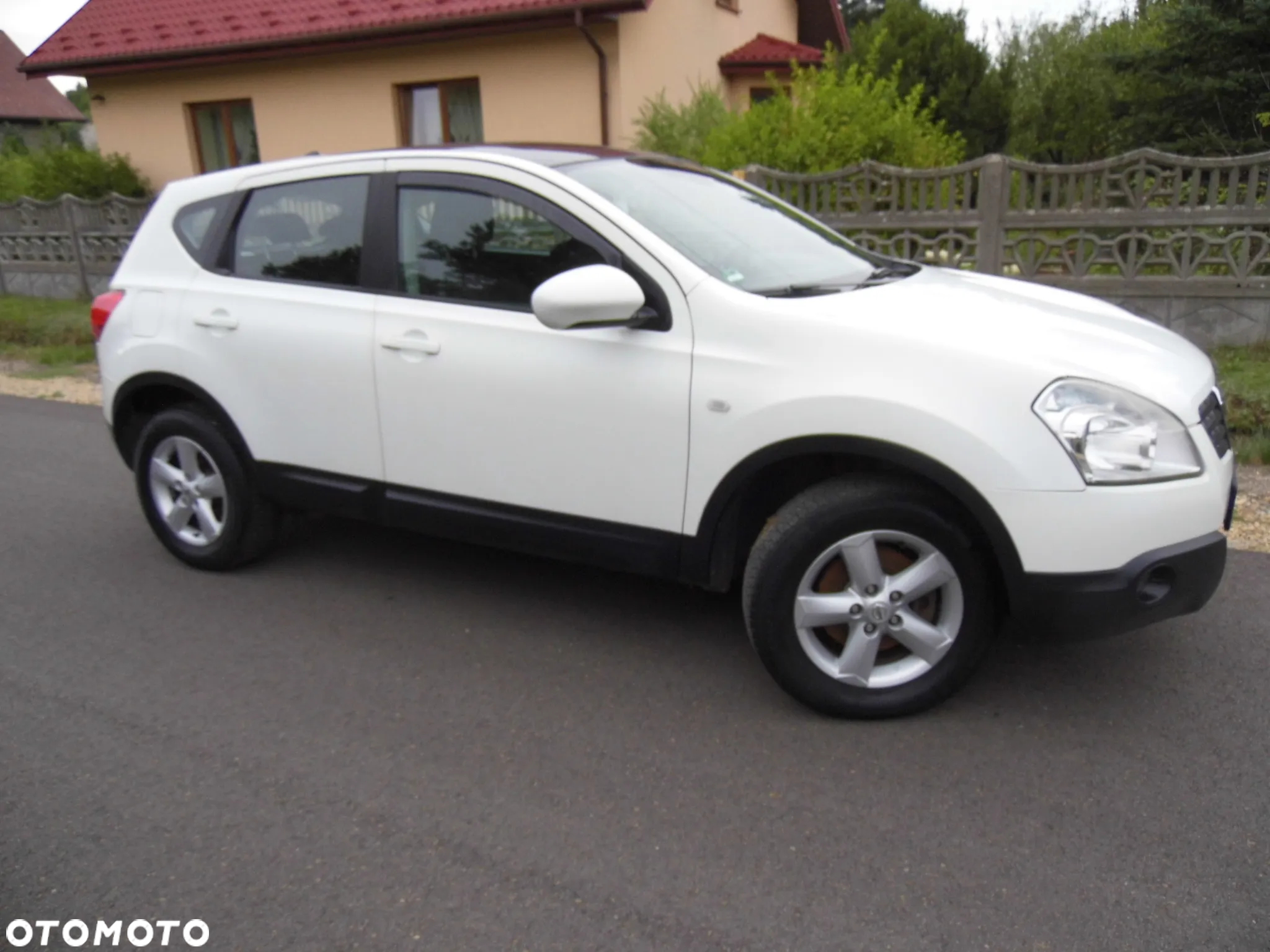 Nissan Qashqai 1.6 visia - 4