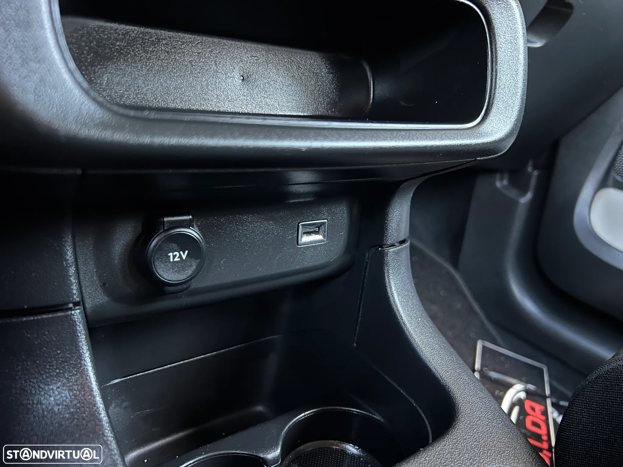 Citroën C3 1.2 PureTech Shine - 22