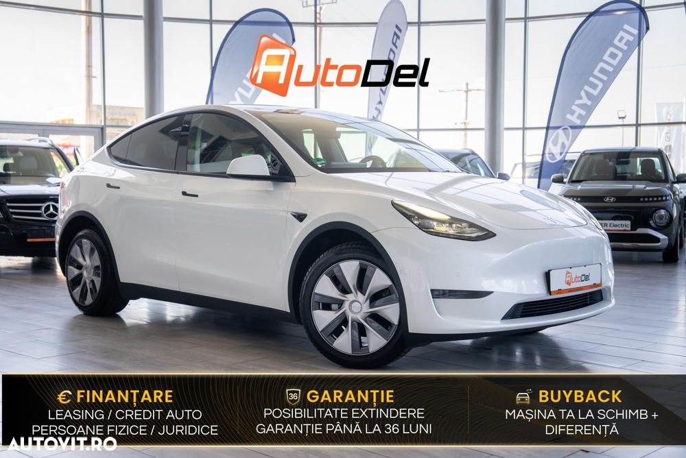 Tesla Model Y Long Range Dual Motor AWD - 2
