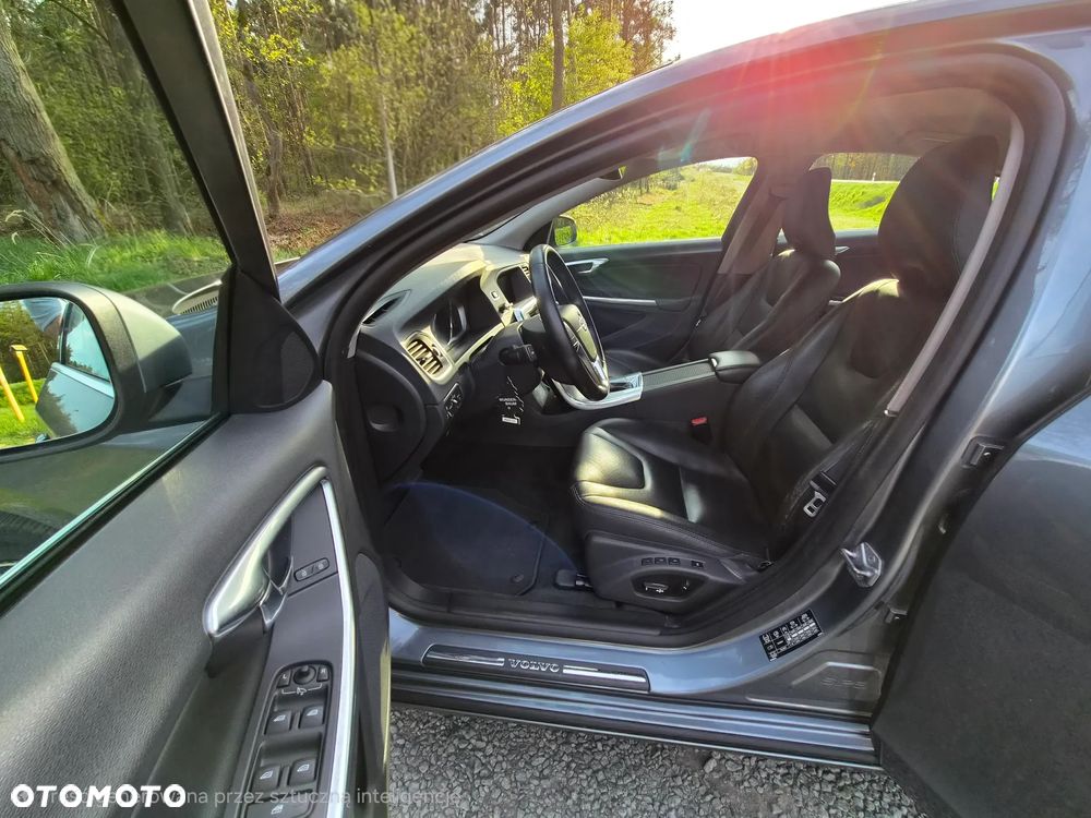 Volvo S60 D4 Drive-E Summum - 8