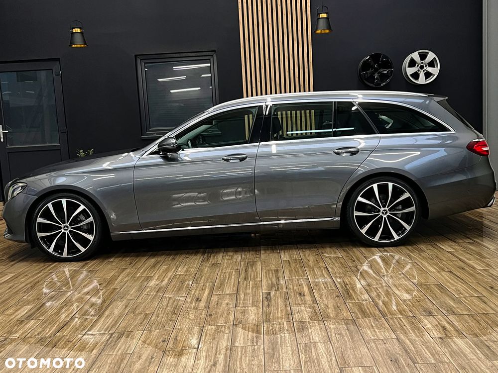 Mercedes-Benz Klasa E 220 d 9G-TRONIC - 12