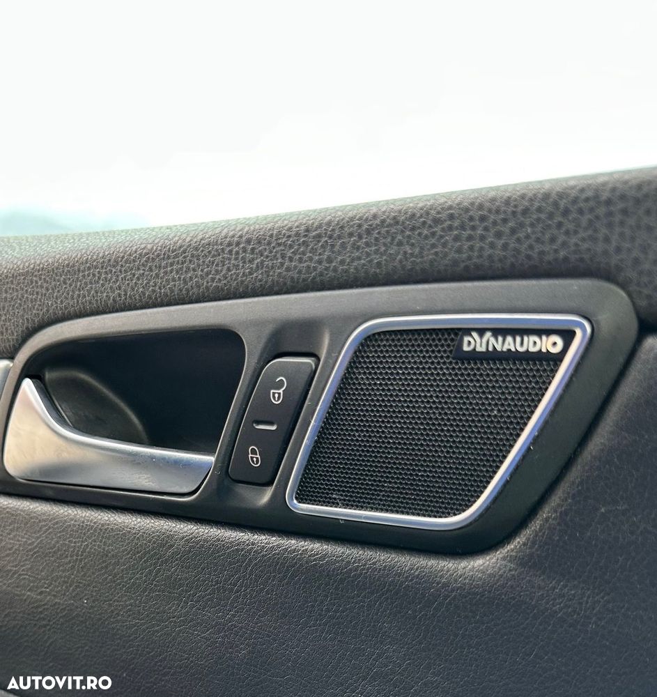 Volkswagen Sharan 2.0 TDI DSG BlueMotion Technology Highline - 9