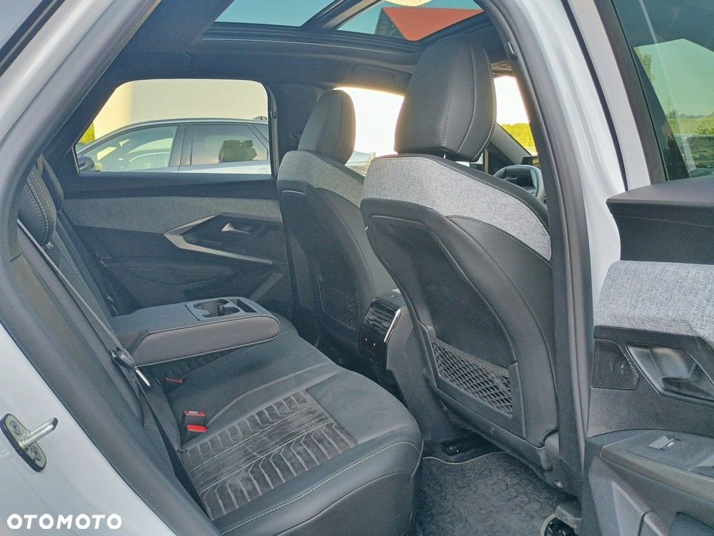 Peugeot 3008 1.6 PHEV 195 GT E-DCS7 - 16
