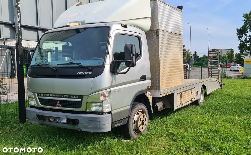 Mitsubishi Canter Fuso - 2