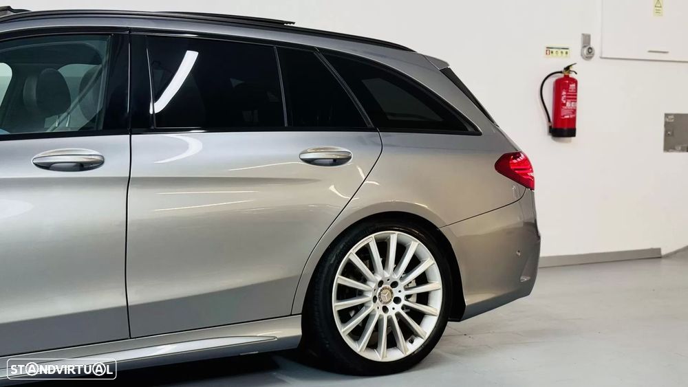 Mercedes-Benz C 300 h AMG Line - 16