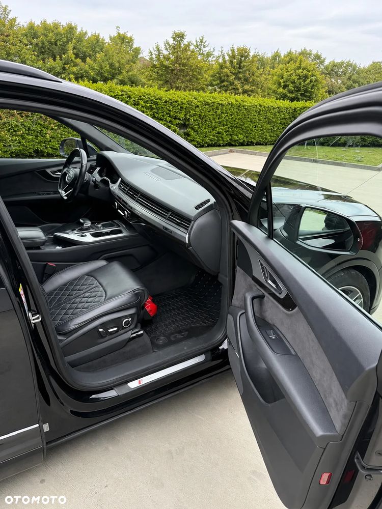 Audi SQ7 - 11