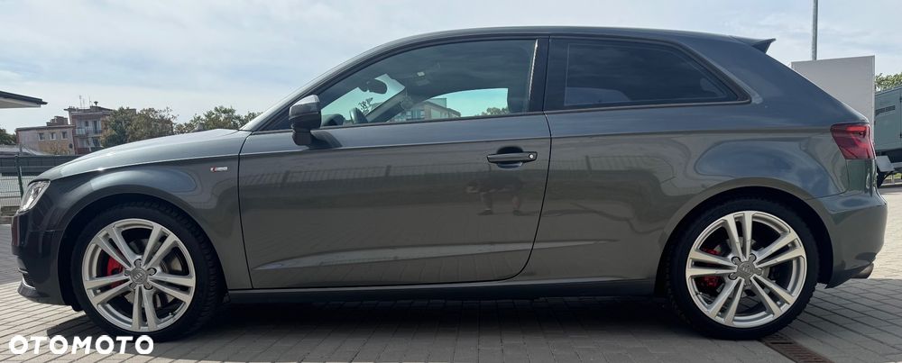 Audi A3 3-drzwiowe 1.8 TFSI S tronic S line Sportpaket - 4