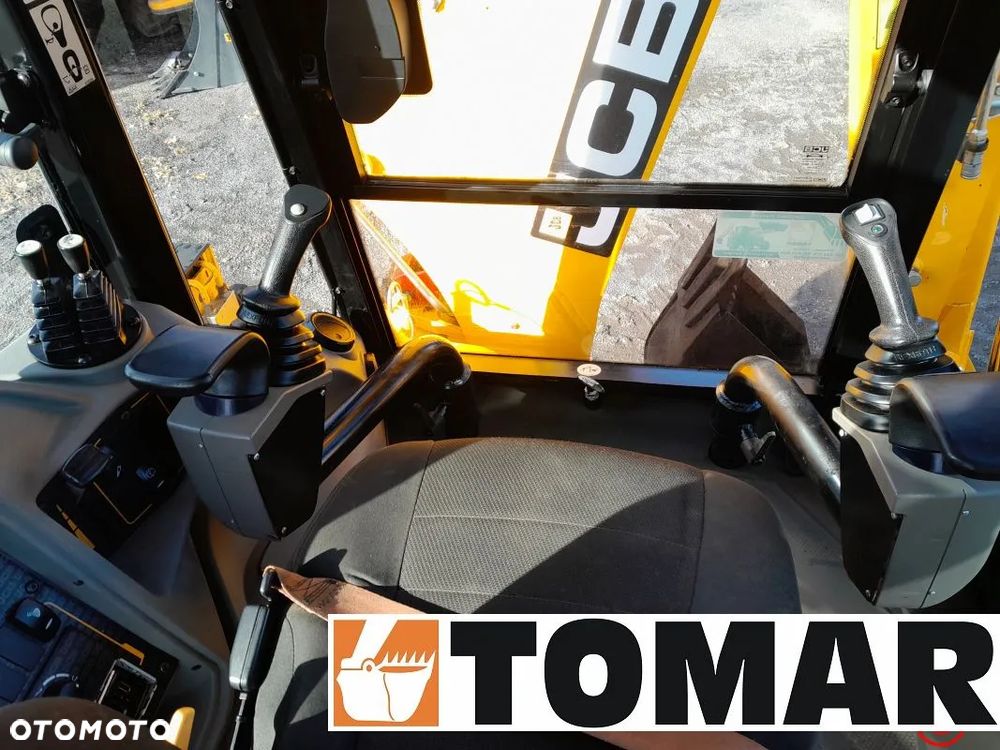 JCB 3CX COMPACT 2021R - 21