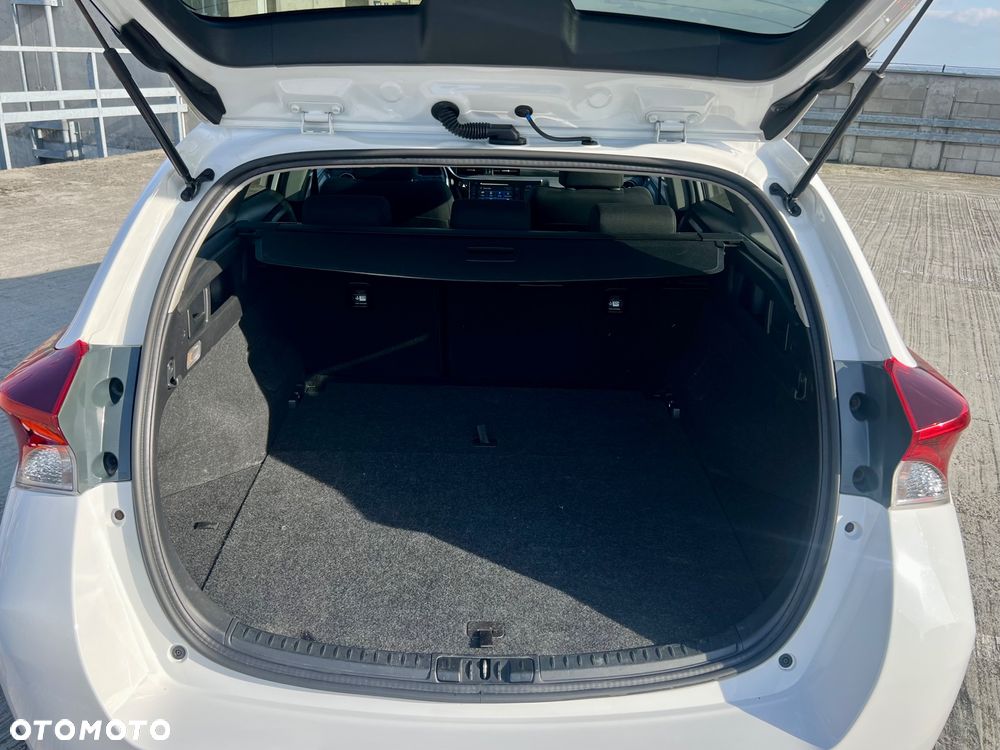 Toyota Auris - 17