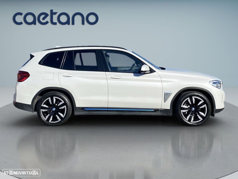 BMW iX3 Inspiring - 24