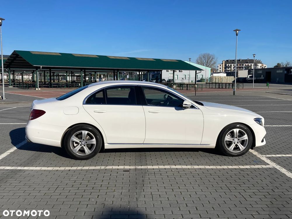 Mercedes-Benz Klasa E 220 d 9G-TRONIC - 8