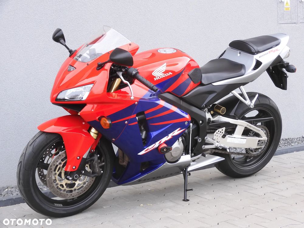 Honda CBR - 35