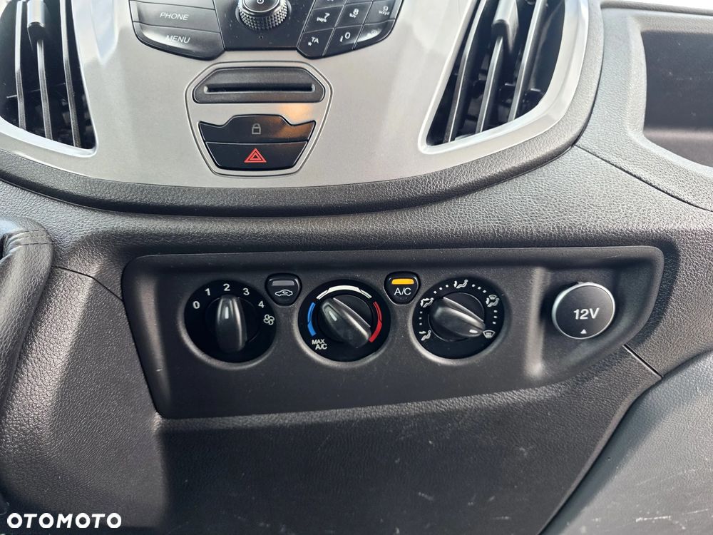 Ford TRANSIT 2,0 TDCI 130 KONNA DOKA BRYGADÓWKA 7 OSOBOWA SKRZYNIA KLIMA 147T/KM PRZEBIEGU GWARANCJA BLIŻNIAKI DO 3,5T - 25