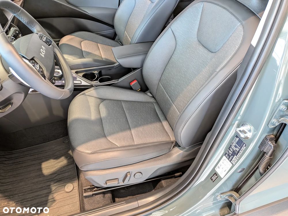 Kia Niro 1.6 GDI Hybrid Business Line - 6