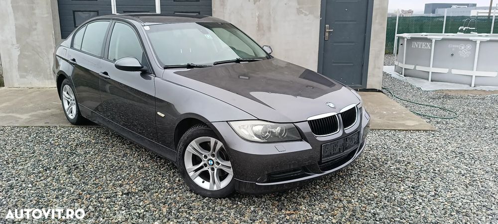 BMW Seria 3 318d DPF Edition Sport - 1