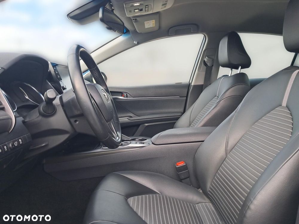 Toyota Camry 2.5 Hybrid Prestige CVT - 5