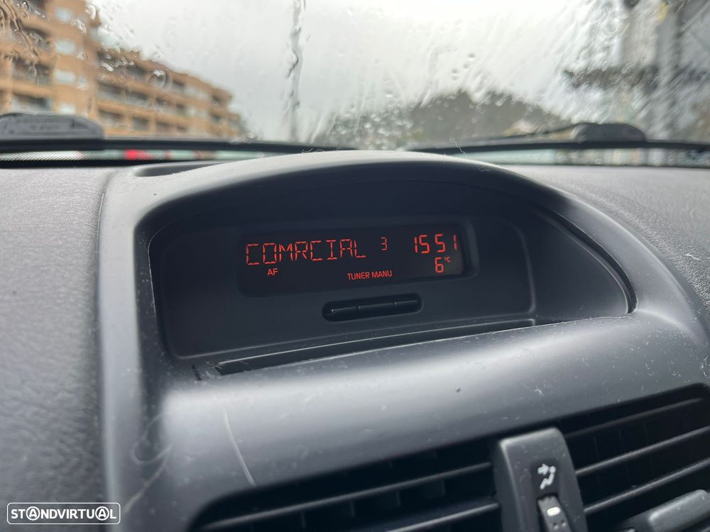 Renault Clio 1.2 16V Expression - 15