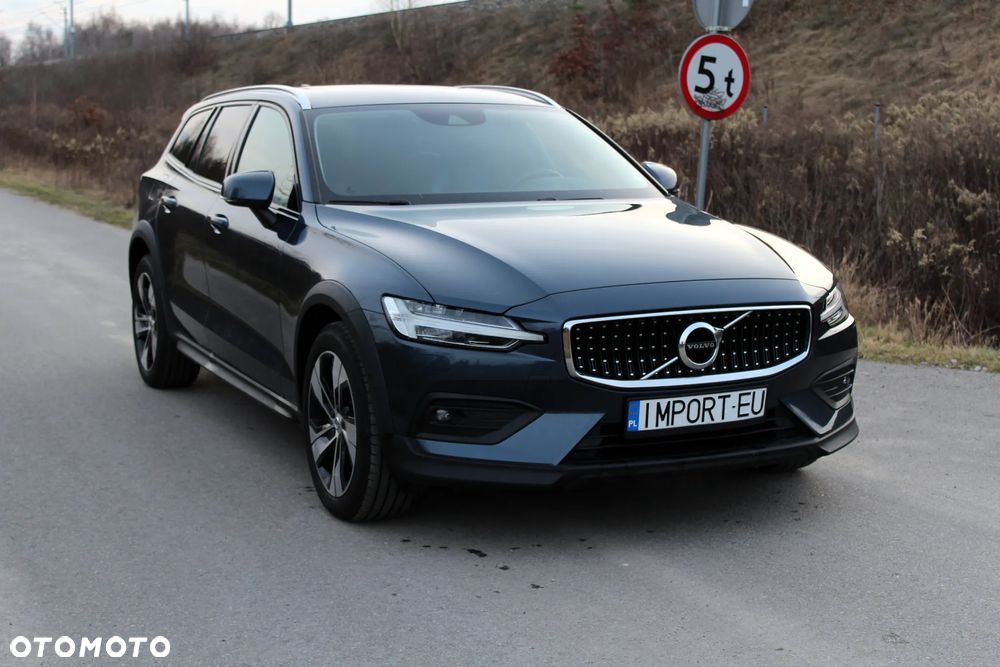 Volvo V60 Cross Country B4 D AWD Geartronic Pro - 8