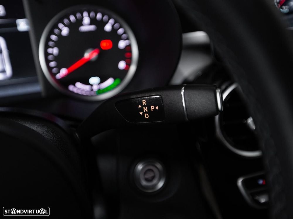 Mercedes-Benz C 300 d Station 9G-TRONIC - 17