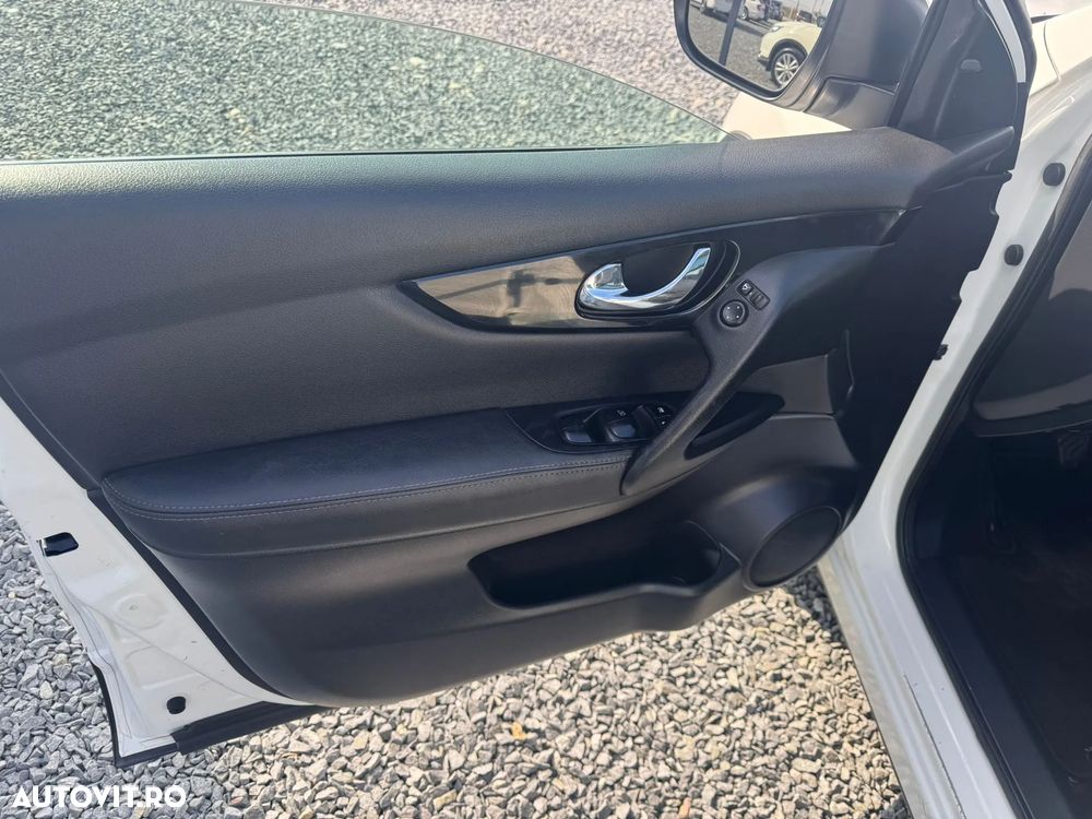 Nissan Qashqai 1.6 DCI ALL-MODE 4x4i TEKNA+ - 11