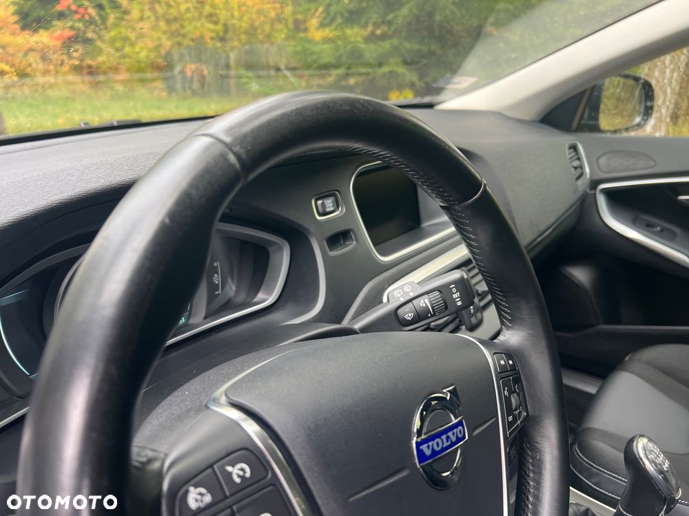 Volvo V40 D2 Kinetic - 21