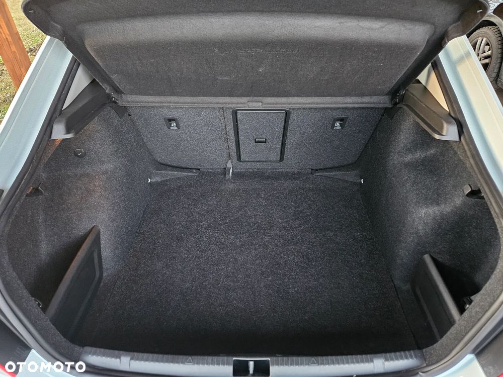 Skoda RAPID 1.0 TSI Clever - 28