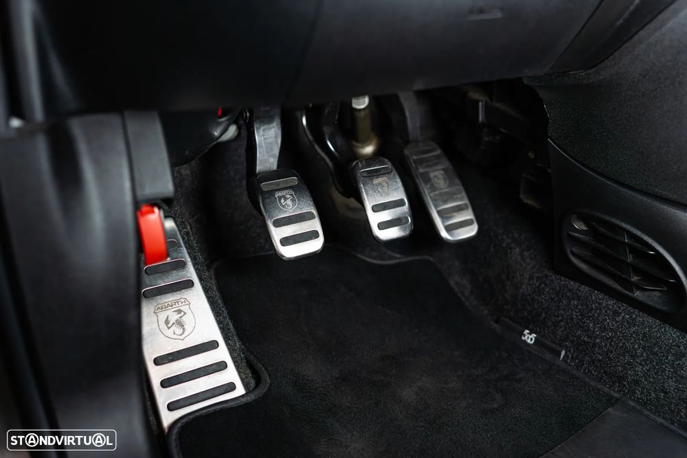 Abarth 595C 1.4 T-Jet Pista - 31