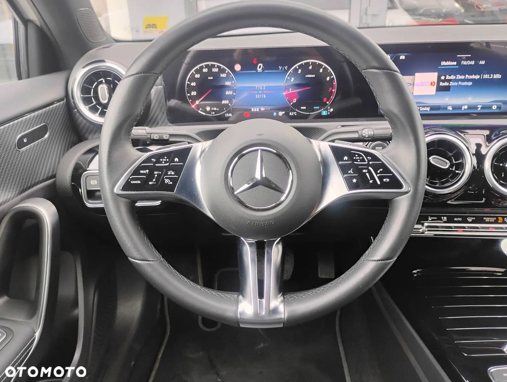 Mercedes-Benz Klasa A 200 Progressive 7G-DCT - 18