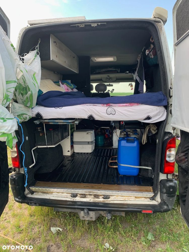 Nissan Interstar - 4