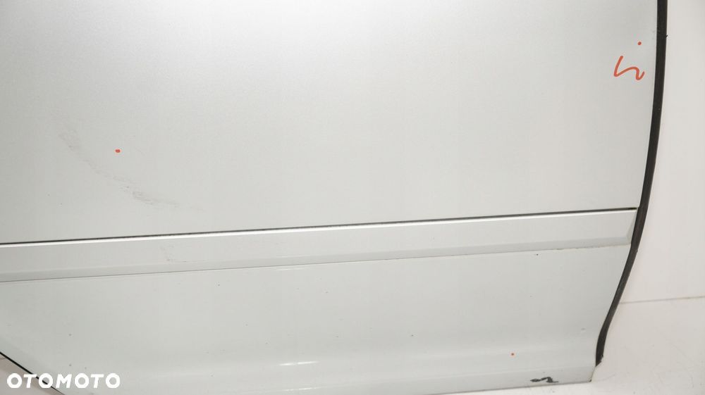 DRZWI PRAWY TYŁ SKODA OCTAVIA II LIFT 08-13R HB LA7W - 14