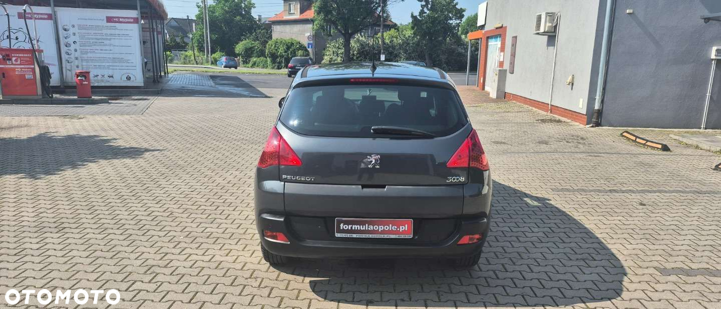 Peugeot 3008 1.6 HDi Premium - 6