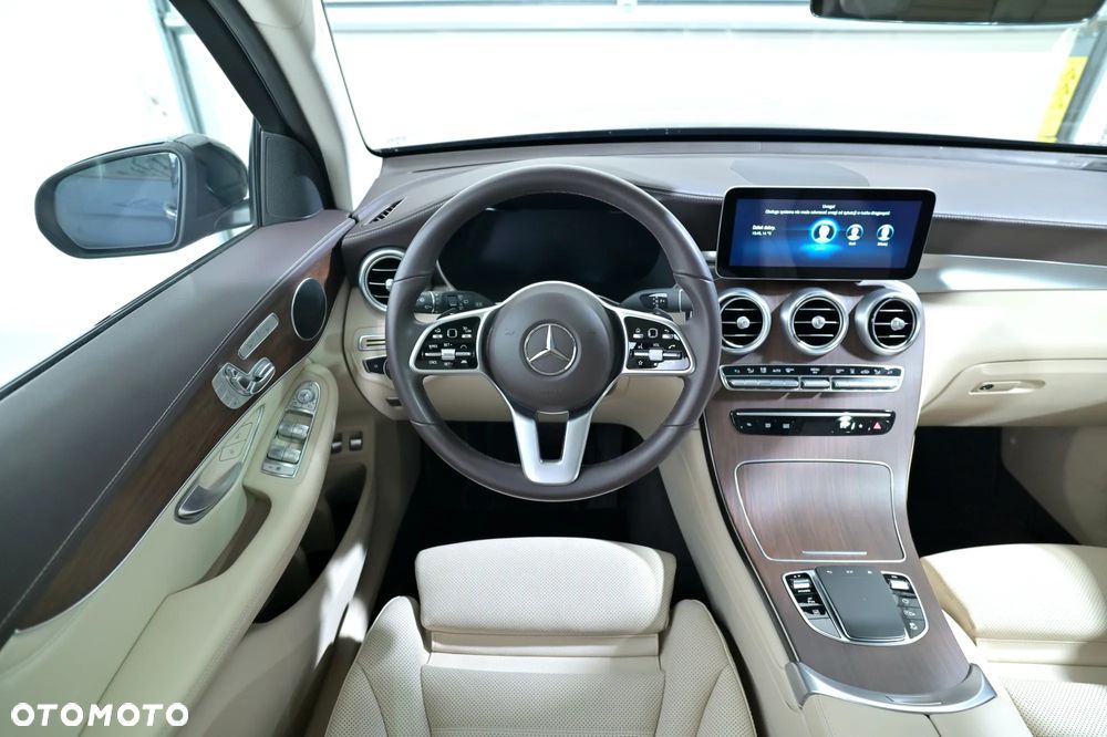 Mercedes-Benz GLC 300 de 4-Matic Avantgarde - 23