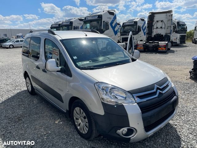 Dezmembrez Citroen Berlingo 1.6 HDI - 1