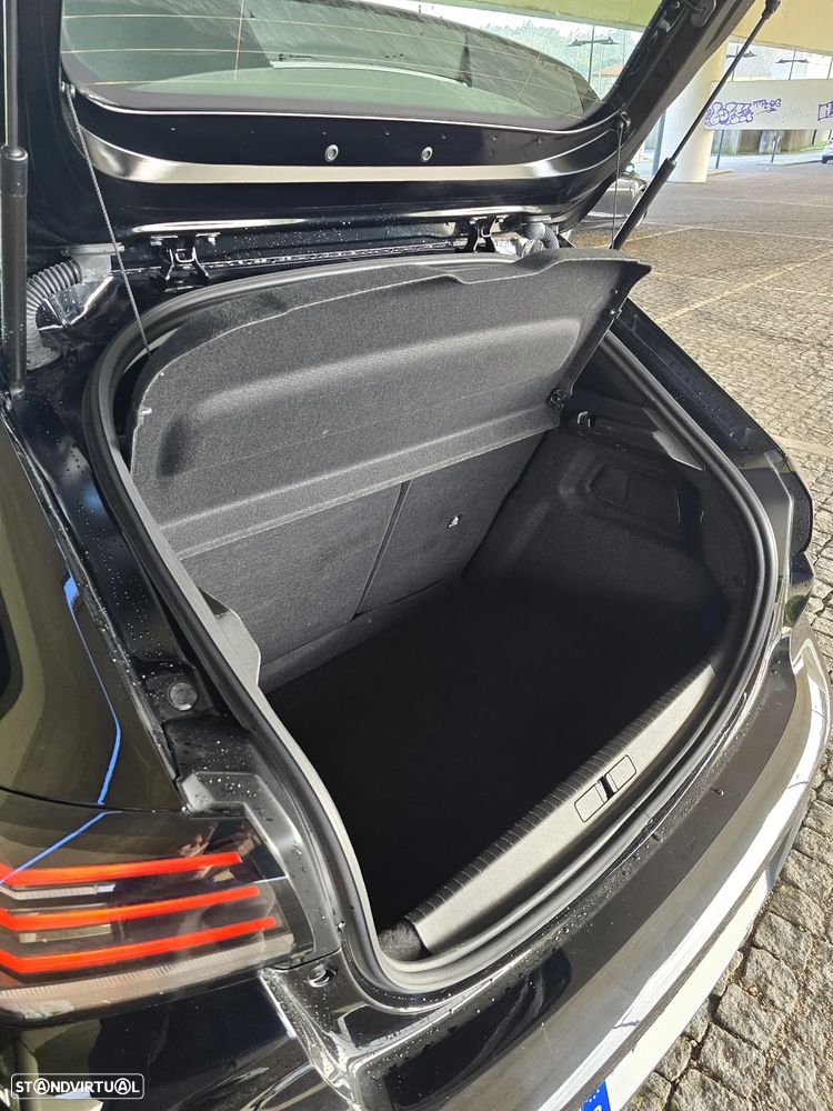 Peugeot 208 1.2 PureTech Active - 21