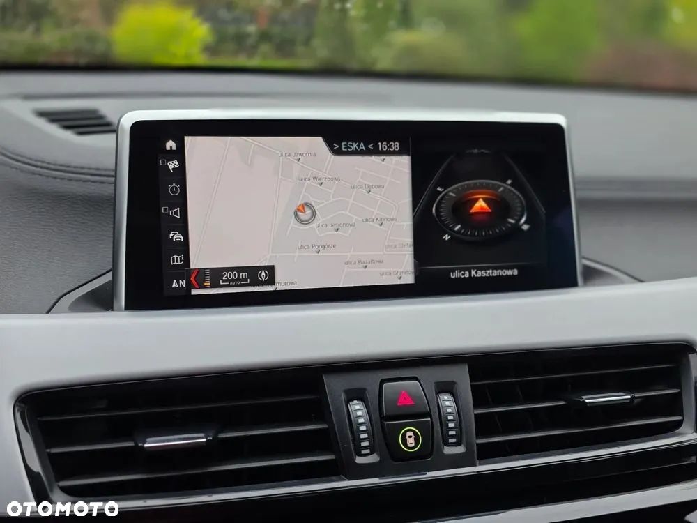 BMW X2 sDrive18d Business Edition sport - 22